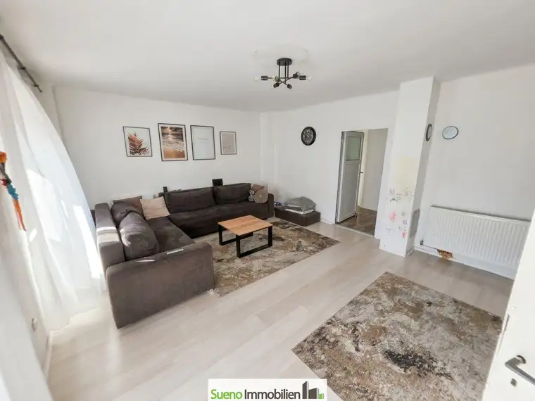 Modernisiertes Anlegerobjekt mit 3 Wohneinheiten und Doppelgarage
