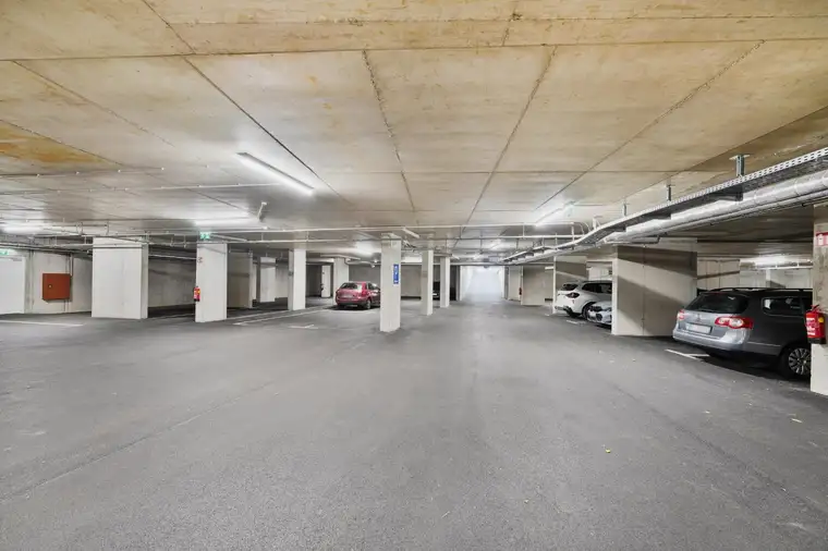 Tiefgaragenstellplätze in Hollabrunn zu vermieten