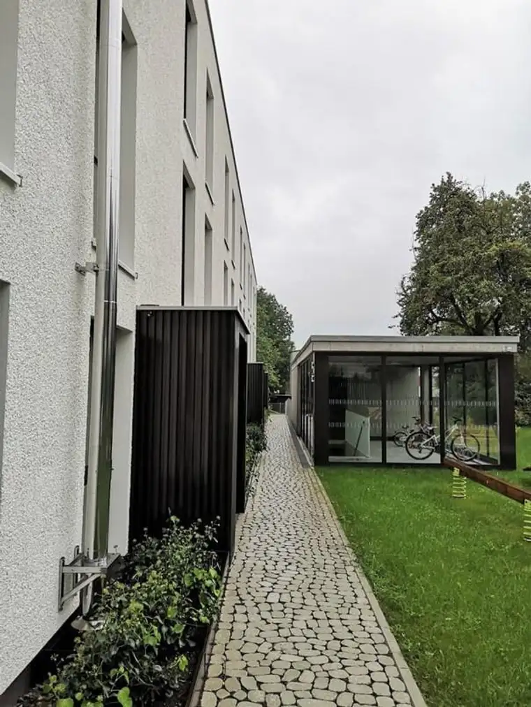 !Moderne 3-Zimmer-Terrassenwohnung in Hohenems mit zwei Tiefgaragenplätzen!