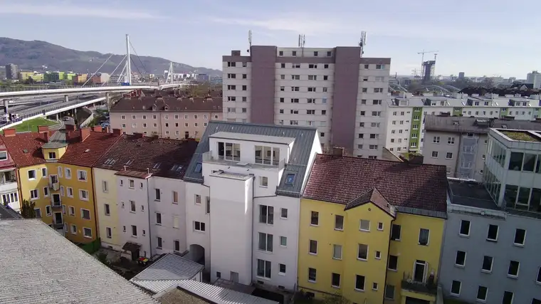 Neue 5 Zimmer-Dachgeschoßwohnung Top E03 in Linz Urfahr - Erstbezug - ideal für WG