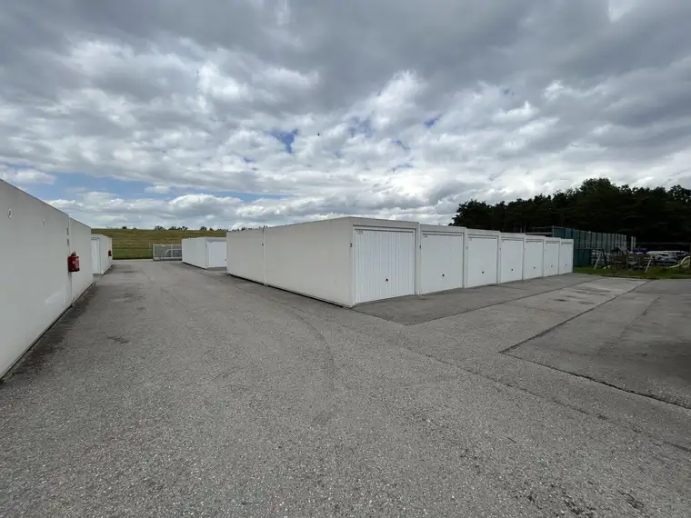 Einzelgarage im Garagenpark Hörsching zu verkaufen
