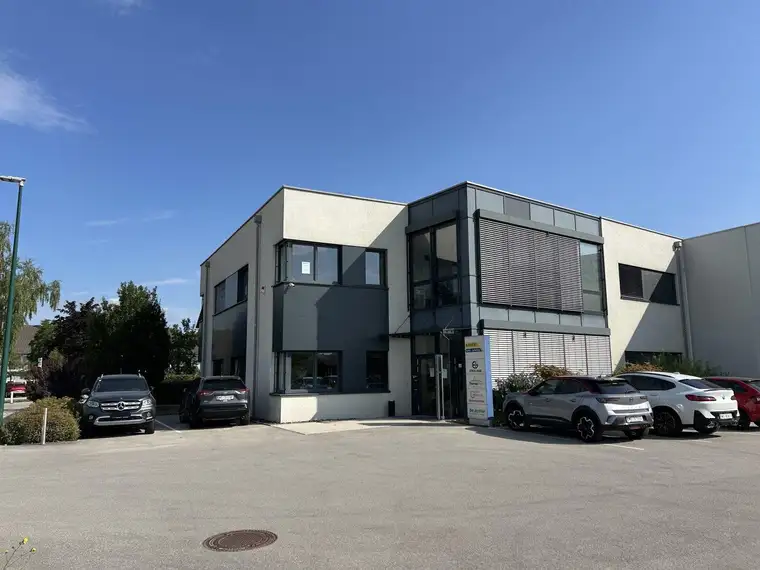 Kleines, repräsentatives Büro in Wels – Maxlhaid