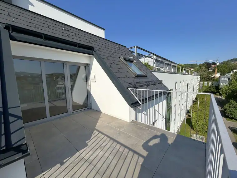 Gemütliche Dachgeschosswohnung mit Balkon in ruhigen Innenhof - Top 11 | Neubauprojekt "HAGEN8" | SOFORT BEZIEHBAR!