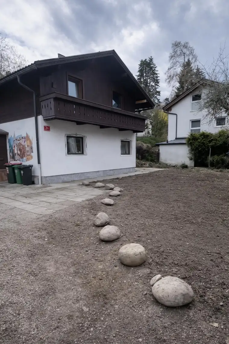 Altbestand mit großem Grundstück und Entwicklungspotenzial in Innsbruck