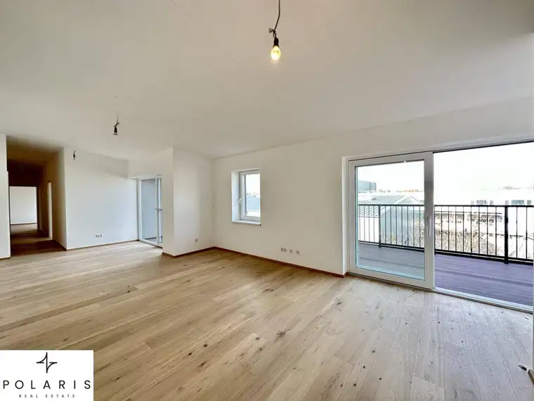 Erstbezug | Neue und hochwertig ausgestattete Dachgeschoßwohnung | großer Balkon
