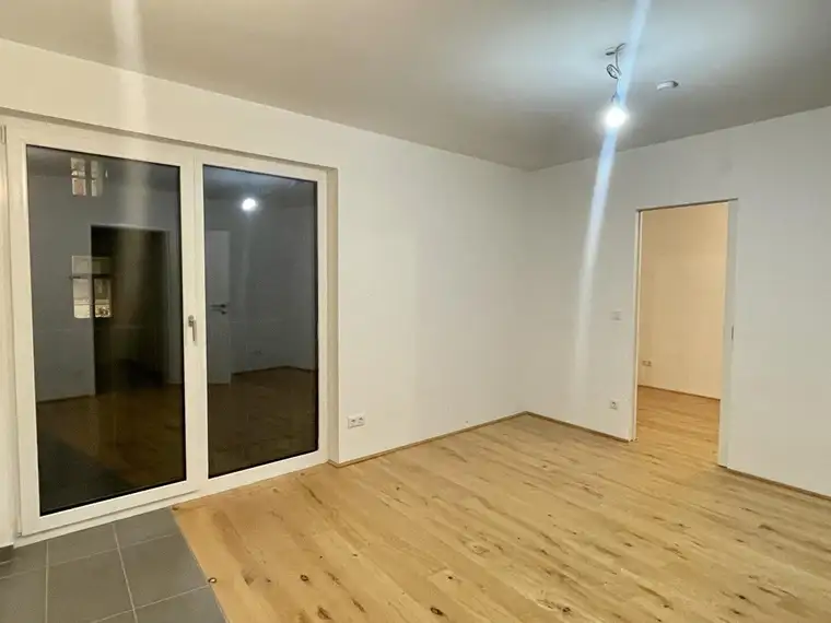 2-Zimmer Wohnung | Thaliastraße | Billa im Haus | 4. Liftstock