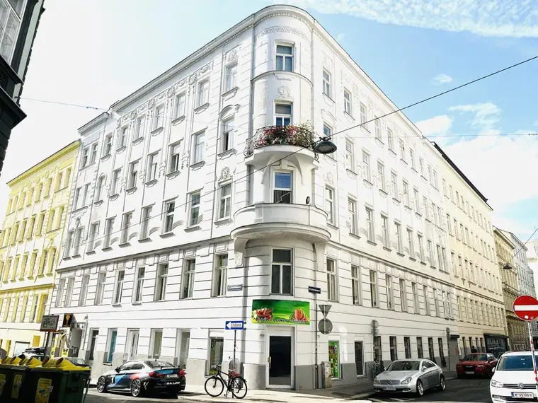 SANIERUNGSHIT!! Helle und perfekt aufgeteilte Eckwohnung in Toplage zur Mariahilfer Straße und Westbahnhof!!