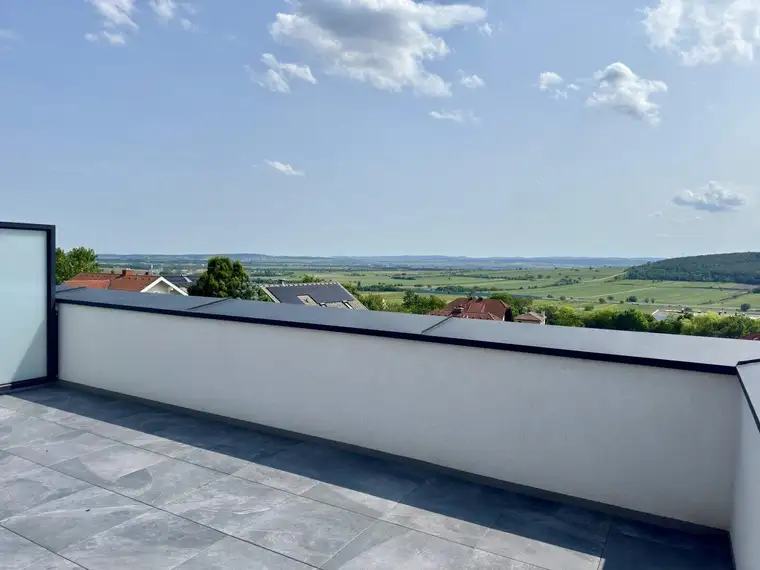Doppelhaushälfte zur MIETE nahe Eisenstadt – Mit Garten, Balkon &amp; Panorama-Dachterrasse