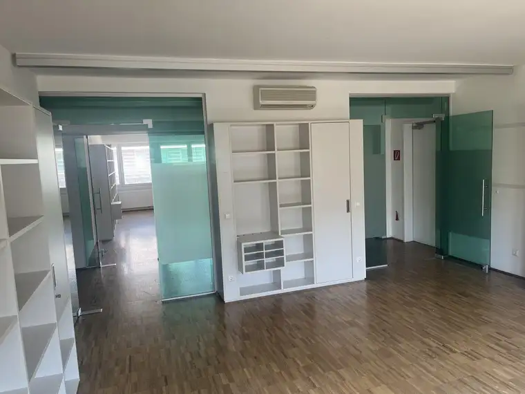 leerstehendes Büro mit TOP Anbindung an U1 &amp; Hauptbahnhof