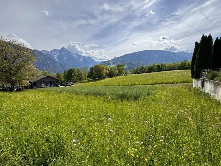 Sonniges Baugrundstück bei Lienz zu verkaufen!