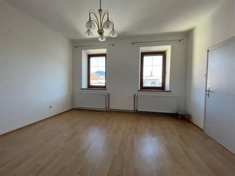 Stadthaus Lienz - Stockwerk eines Privathauses zu vermieten!