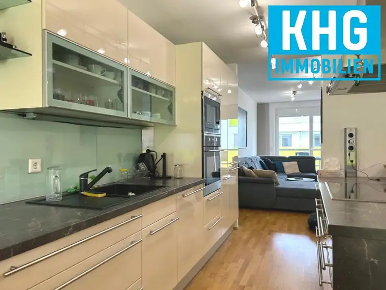 ++++HOCHWERTIGE ZENTRUMSNAHE TRAUMWOHNUNG - 4 ZIMMER - LOGGIA UND TERRASSE++++