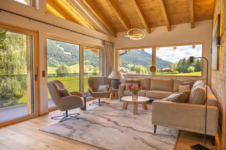 Vielseitig nutzbares Chalet auf zwei Ebenen.