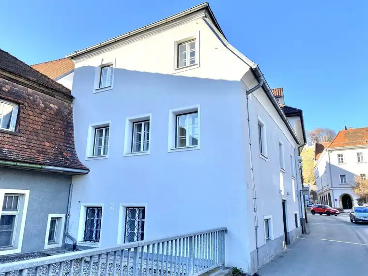Zinshaus mit 4 Einheiten in Bruck an der Mur – Top Rendite &amp; zentrale Lage mit Kellerabteilen!