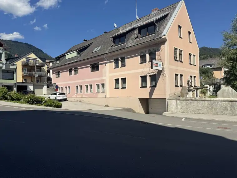 Vielseitiges Wohn- und Geschäftshaus in zentraler Lage von Liezen