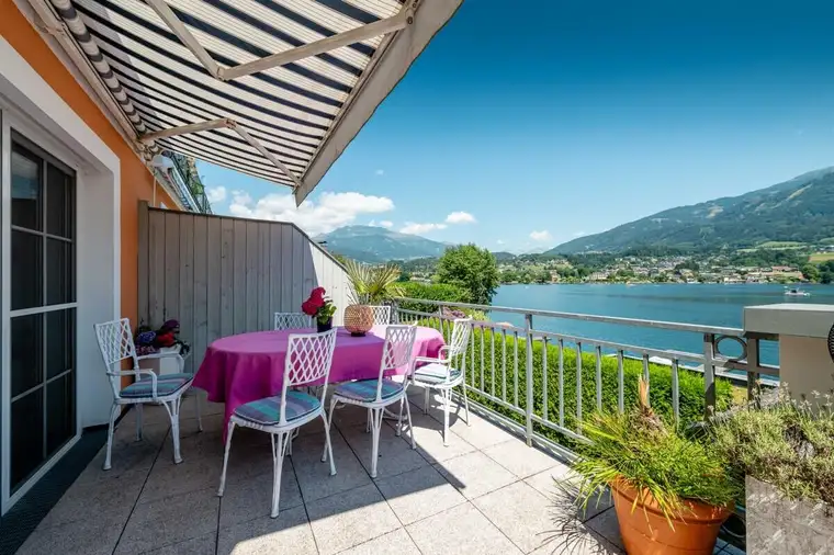 Wachen Sie jeden Tag mit Seeblick auf! Wohnung mit direktem Seezugang &amp; Bootsliegeplatz zu Verkaufen