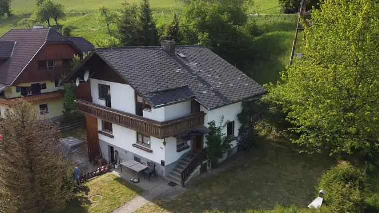 Charmantes Wohnhaus mit großem Grundstück und viel Potenzial in Gröbming