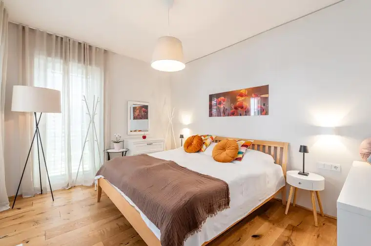 Erdgeschosswohnung im Zentrum von Schladming- Gartenidylle mit Bergblick.