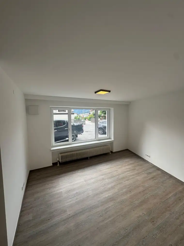 Moderne Garçonnière in gepflegtem Zustand