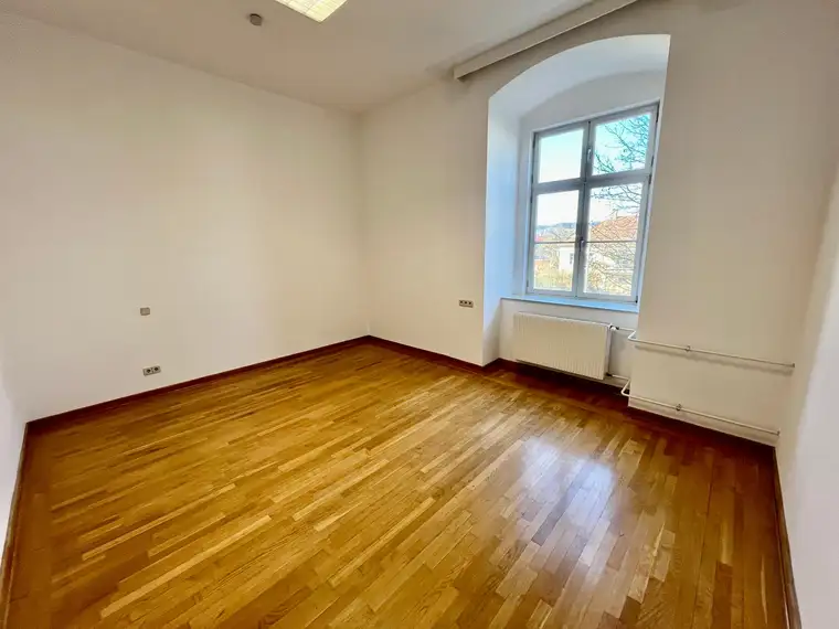 Büro/Praxis/Atelier Sie haben eine Idee, wir die Immobilie, ab 23 qm Verfügbar!!