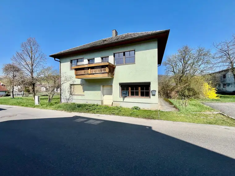 Einfamilienhaus mit großen Grund in Leiben, nähe Melk, Preis verhandelbar!