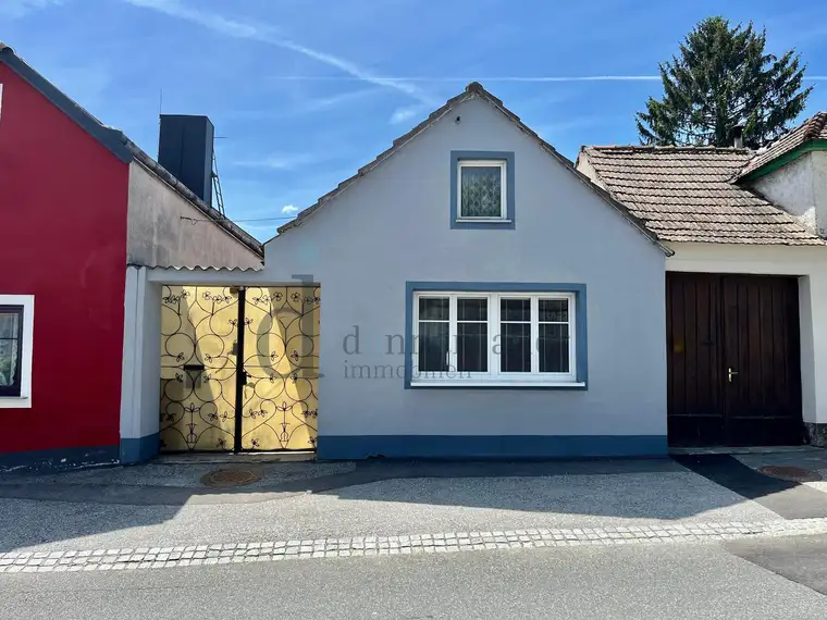 RESERVIERT Sanierungsbedürftiges Haus in Langau, mit eigenem Stadl und Garten!