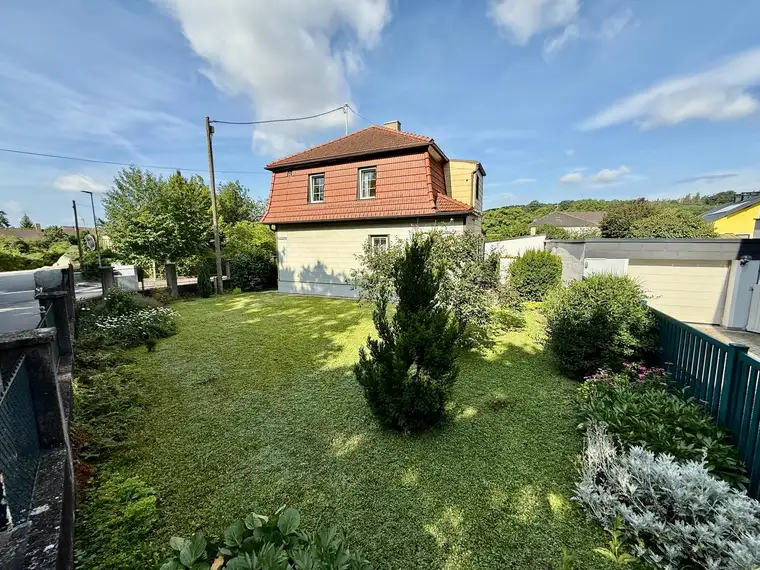 Einfamilienhaus mit Garten und Pool in Ruhiger Wohnsiedlung, direkt bei St.Pölten!