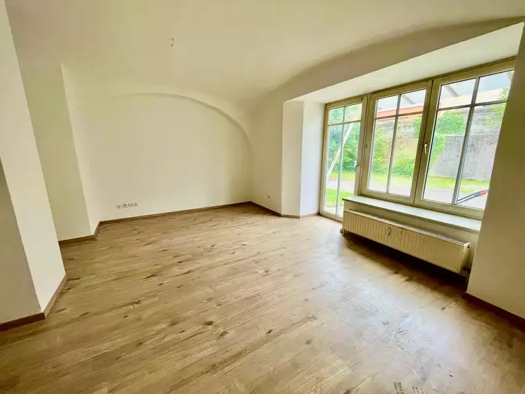 Ab Juli verfügbar: Charmante Erdgeschosswohnung mit Terrasse, Keller und Parkplatz in Judenburg