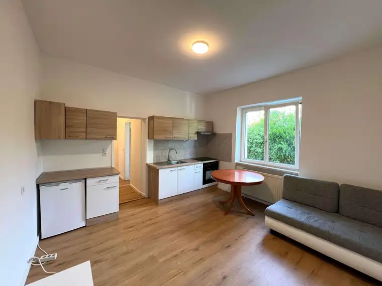 Ab Herbst verfügbar: Gepflegte 2-Zimmer-Wohnung in Asten!