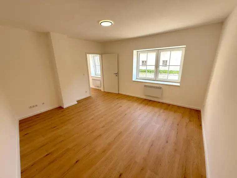 Helle 1-Zimmer-Altbauwohnung in Mautern zu vergeben!