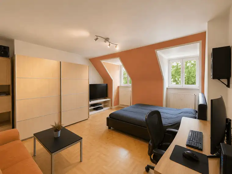 1-Zimmer-Dachgeschosswohnung ab Herbst zu vermieten