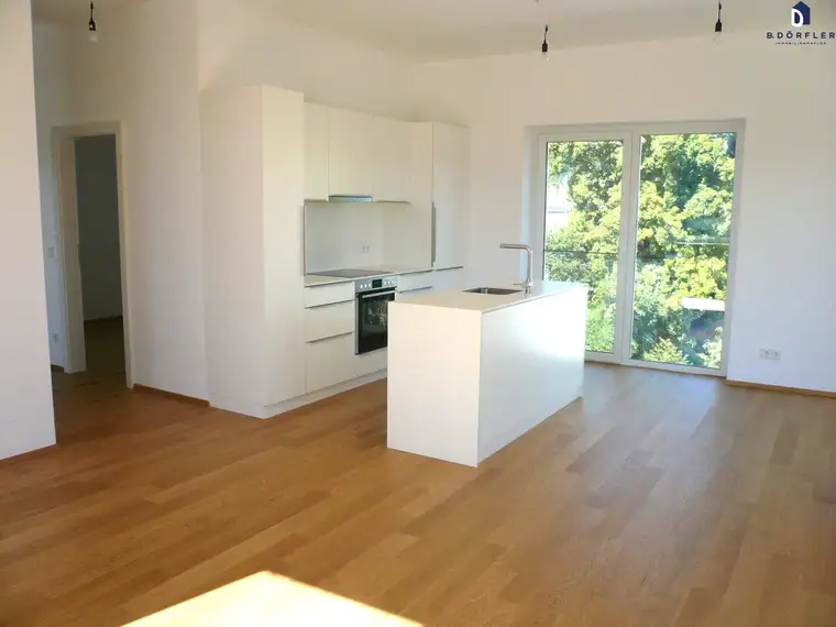 Hochwertige Terrassen-Mietwohnung in Architektenhaus