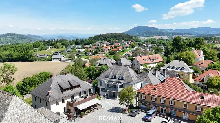 Attraktive Investitionsmöglichkeit: Bis 2038 vermietete Büroflächen am Hauptplatz von Maria Saal