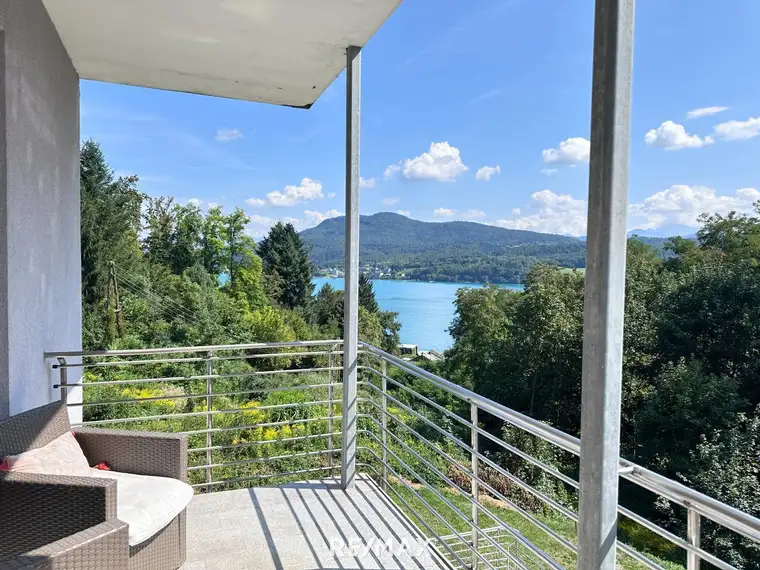 Wohnen mit Seeblick - Freibad in wenigen Minuten zu Fuß erreichbar