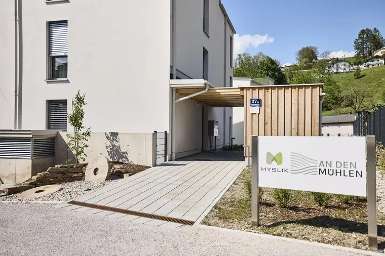 Licht. Luft. Freiheit – Helles 2-Zimmer-Balkonrefugium