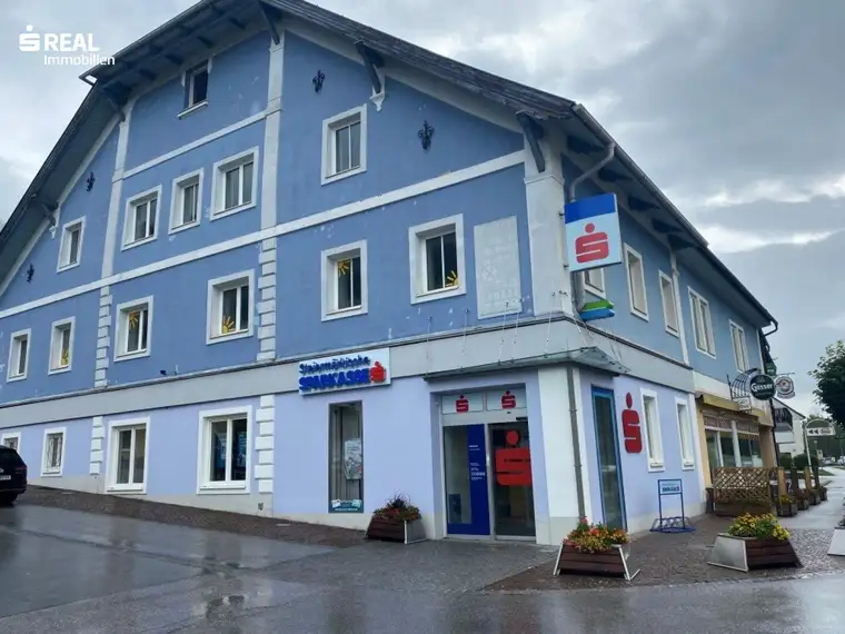 Geschäfts- oder Büroräumlichkeiten in Bestlage zu vermieten