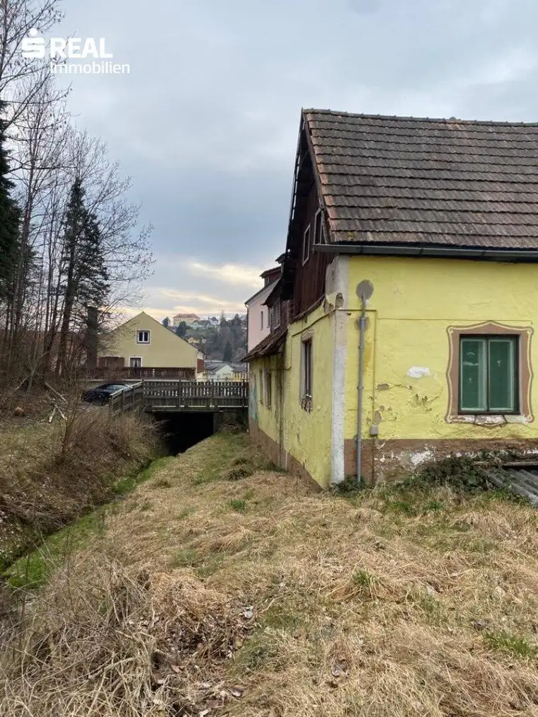 Grundstück mit Altbestand inmitten von Pinggau