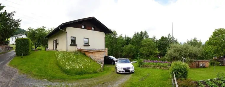 Bungalow in ruhiger Lage mit Blick ins Grüne und die umliegenden Berge!