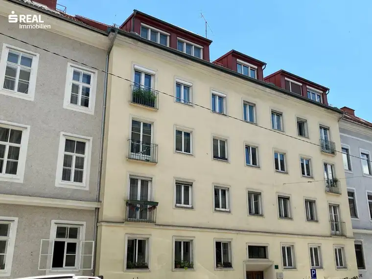 Nähe Alte Technik – geräumige 3-Zimmer-Wohnung mit großer Wohnküche und Balkon sucht neue sportliche Besitzer!