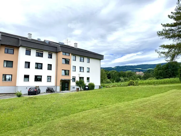 Gut aufgeteilte, großzügige Wohnung mit Loggia in Pöllau