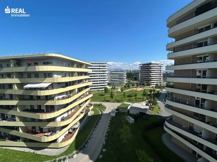 Green City - neuwertige 2-Zimmer-Wohnung mit Eckterrasse!