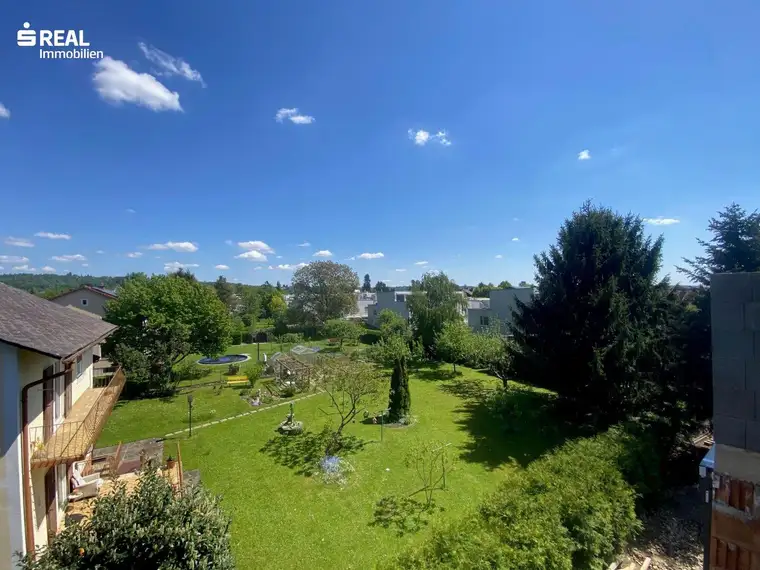 2 Zimmer Erstbezug mit großer Terrasse