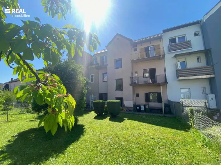 Stadthaus mit tollem Garten: Ihr neues Zuhause wartet!