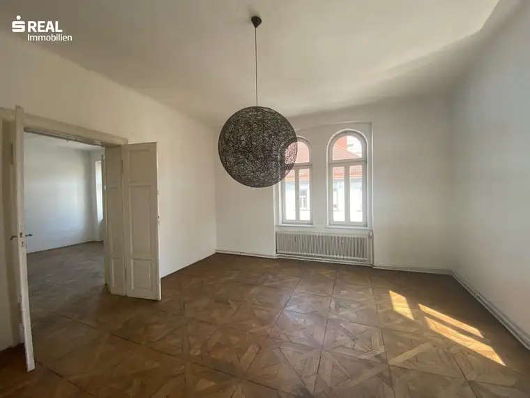 Altbau Büro/Atelier in der Elisabethstraße