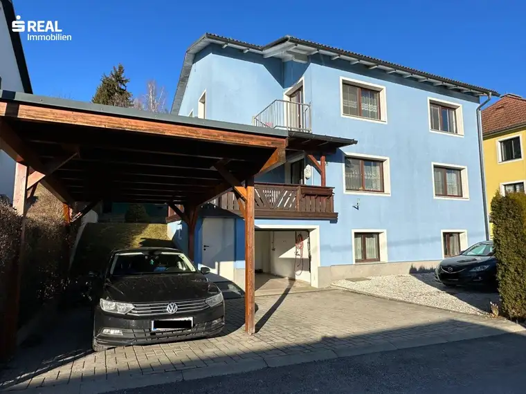 Ein- oder Zweifamilienhaus in ruhiger, sonniger Lage von Aichdorf