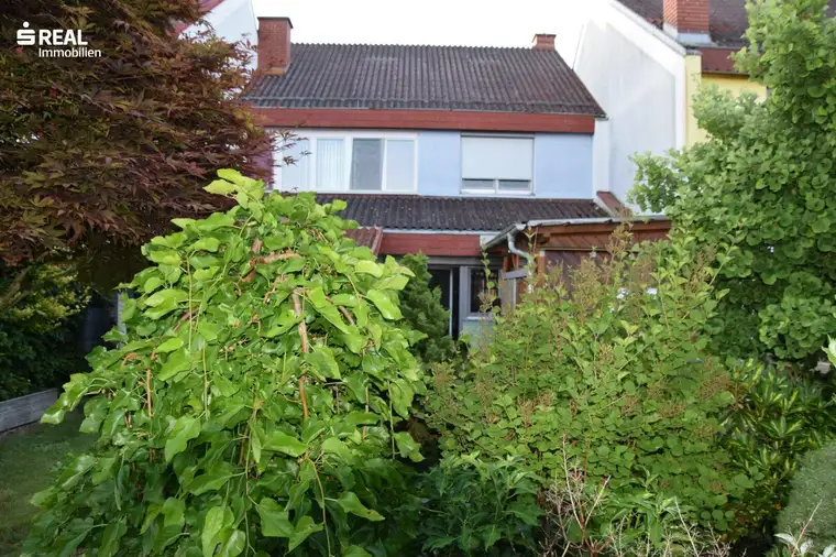 Nettes Reihenhaus in ruhiger Seitenstraße