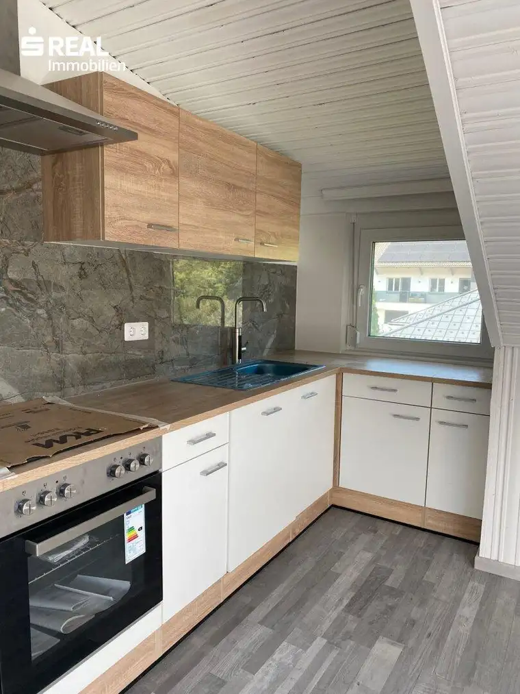 3-Zimmer-Dachgeschosswohnung mit Carport und Garten in Bruck an der Mur