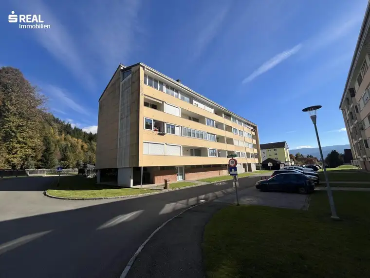 Charmante 2-Zimmer-Wohnung mit zwei Loggien in zentrumsnaher Lage von Neumarkt in der Steiermark