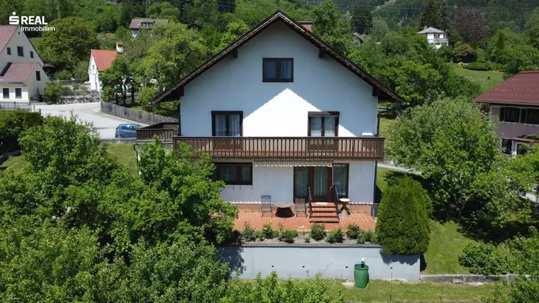 Perfekte Infrastruktur &amp; Bergpanorama: Ihr neues Zuhause - Einfamilienhaus mit Garten