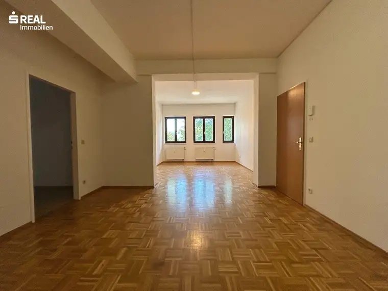 Großzügige Wohnung zur Eigennutzung oder als Anlegerwohnung zu kaufen!